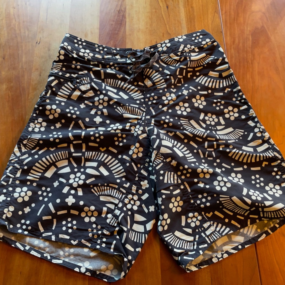 ⭐️ Patagonia Swim Shorts - Like New Condition
